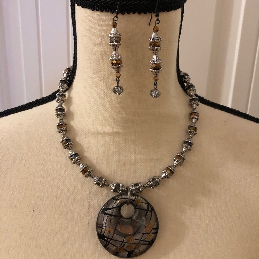Glasshouse Murano glass necklace set